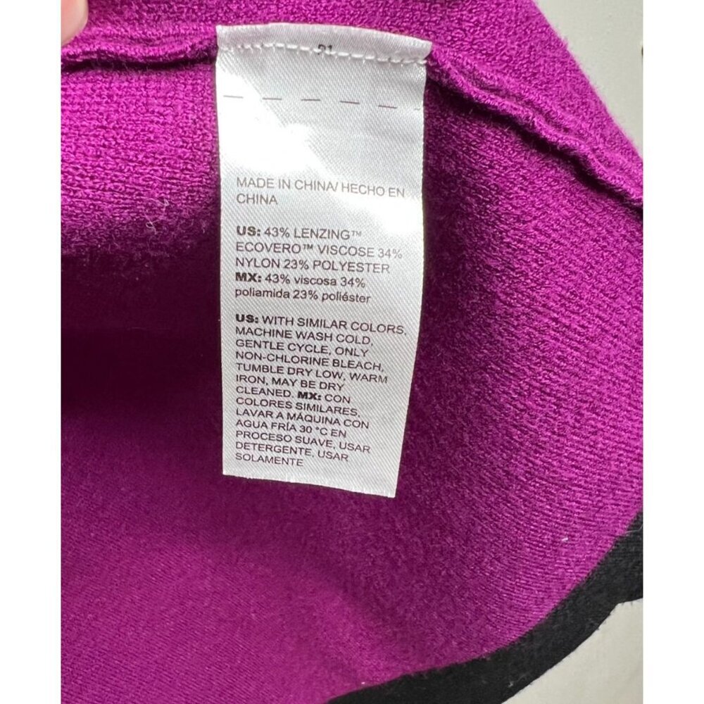 Chicos Travelers Collection Contrast Gold Button Cardigan Fuchsia Size 2 Large - Picture 3 of 5